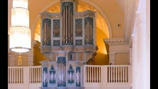 Walden Moore demonstrates the Quarter Comma Mean Tone Organ at Yale's Divinity School