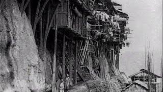 A Stilted City, Chungking, China (1930) - China on Film | BFI National Archive