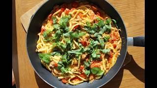 Tuna and fresh tomato pasta in 15 minutes. Recipe from  Sicily. #cookingwithfrancoandmarta#pasta#