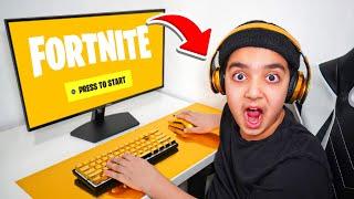 Kid Plays Fortnite With GOLD GAMING SETUP...