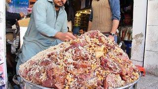 STREET FOOD IN  PESHAWAR PAKISTAN