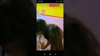 live hot pasangan cewek lesbi ciuman parah...