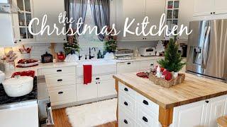 A Snowy Christmas Kitchen | Decorating Ideas for Cozy Winter Nights