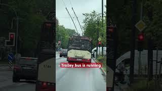 Trolley bus is running in Vilnius #shorts #trolley #chojus #최대석가이드