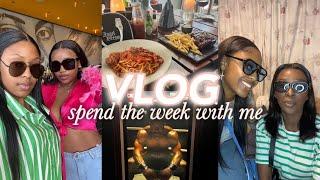 #vlog :  lunch date w/ @leeona_em , movie night, traveling to GQ | SOUTH AFRICAN YOUTUBER