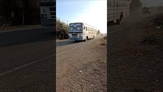 Gadi laine viro maro #bus #highway #driving #shorts #gujarati