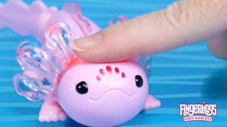 Fingerlings Baby Axolotl - How to Play in & out of the water