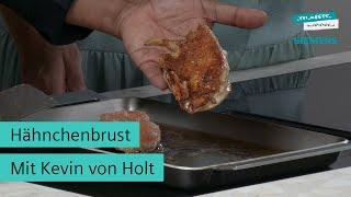 Knusprige Hähnchenbrust auf der Teppanyaki-Platte von Siemens | Yvi meets Kevin von Holt