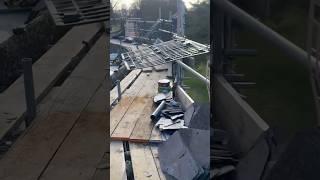 Windy day!Roofing in uk storm #roofing #storm #slate #ukstorm #stormyday #windy #windyday #subscribe