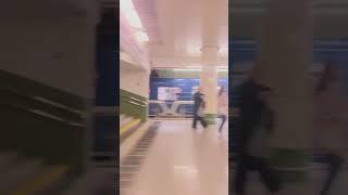 Минское метро,81-717 прибывает на станцию Малиновка,поезд следует до станции Малиновка