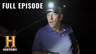 Swamp People: Troy Discovers a Jaw-Dropping Beast (S8, E15) | Full Episode | History