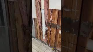 The pipe had to be moved 4 inches down the food disposer….#plumbing #plumbingtime #kitchen #propres