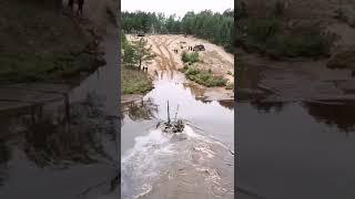 rostmeo | T-90 tank forces the river - Military Time