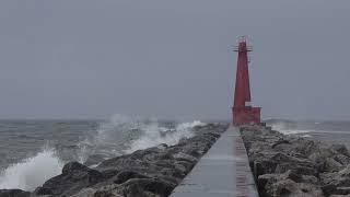 Watch as waves roll in at Pere Marquette Park in Muskegon