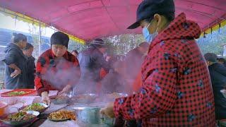 老爸60寿宴宾客满座，下雨降温热情不减，自家菜上酒席真好吃！