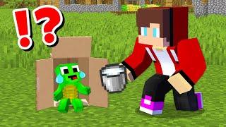 JJ and Mikey Helping A Lost Baby Turtle CHALLENGE in Minecraft / Maizen animation